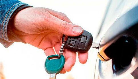 Duplicado de llaves de coches en Valencia|Programación para el duplicado de las llaves de cualquier coche en Valencia